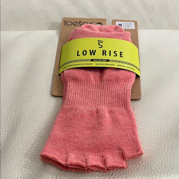 ToeSox Coral Low Rise Toe Socks - Picture 1 of 4